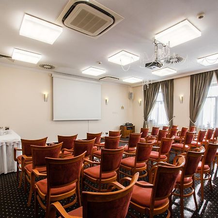 Hotel Sitarska Bilgoraj Bagian luar foto