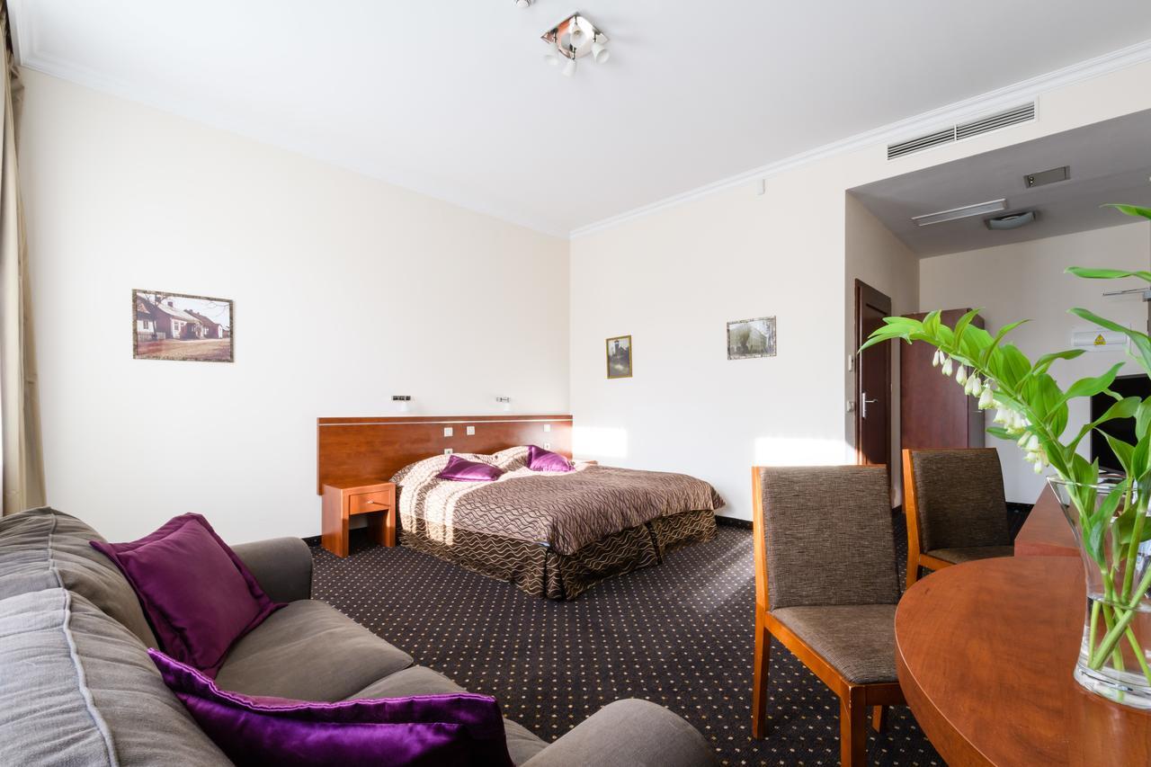 Hotel Sitarska Bilgoraj Bagian luar foto